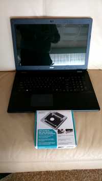 Vând  Laptop Acer  E17