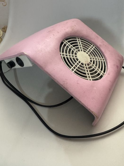 Ванначка для инструментов и вентилятор