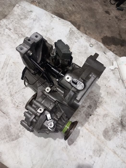 Cutie viteze vw bital 2.0 AQY benzina 2002  5trepte