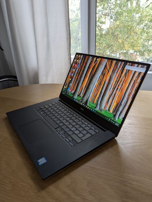 Dell 5540K i9-9880H 32 RAM nVidia 4GB