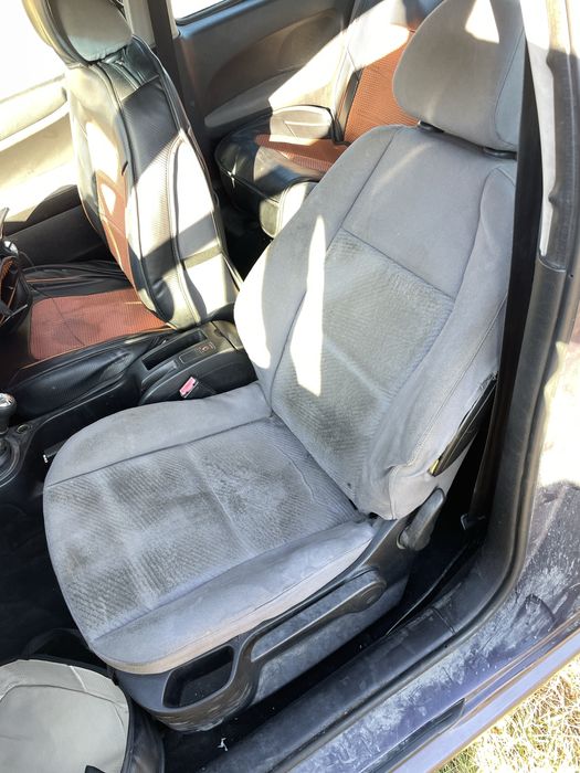 Пежо 307 на части Peugeot 307 2.0hdi