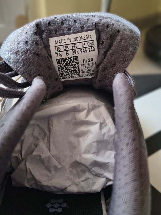 Маратонки Adidas 39,5