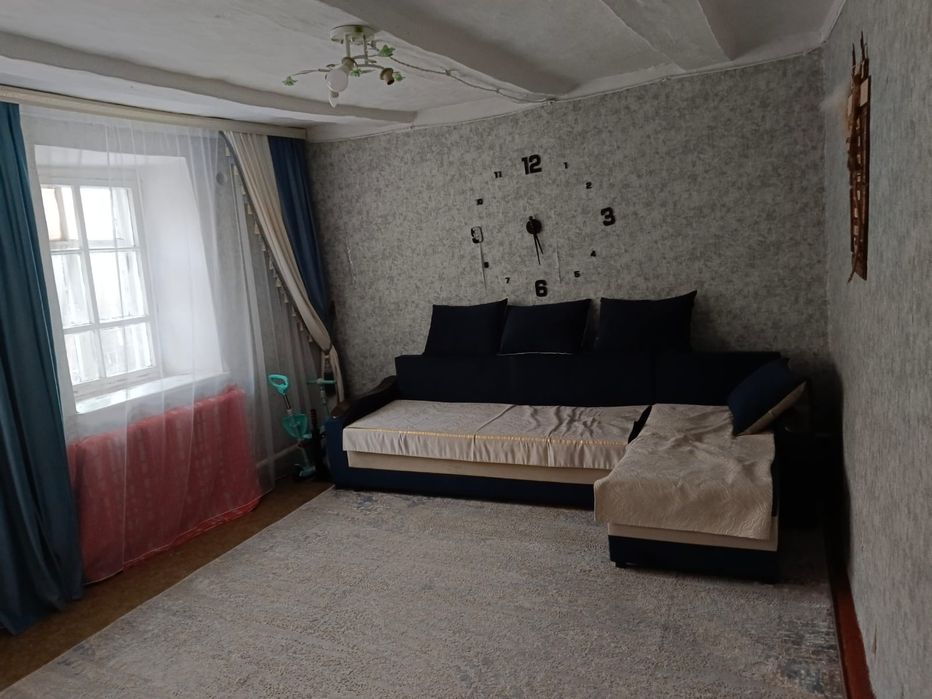 4 ком. Частный дом с центр.отоплен.