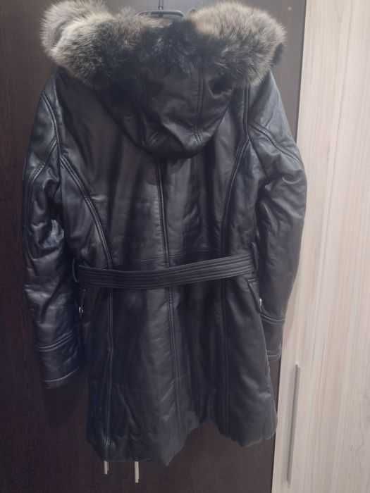 Много запазено ,естествена кожа . Над 1000 лева като ново.