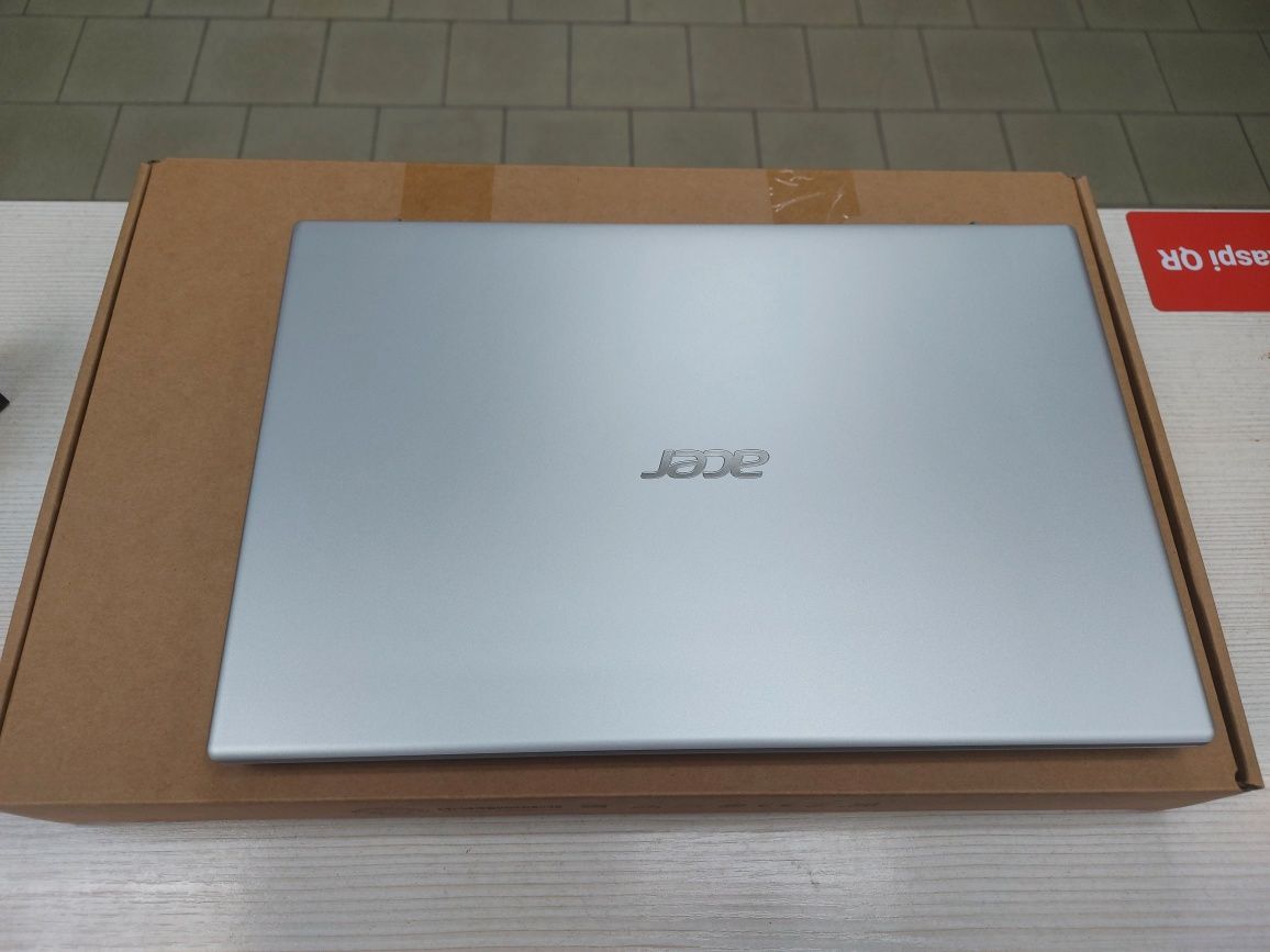 Новый Acer Aspire 3 (Core i5-11 Gen, 8 Gb DDR4, 1000 Gb)