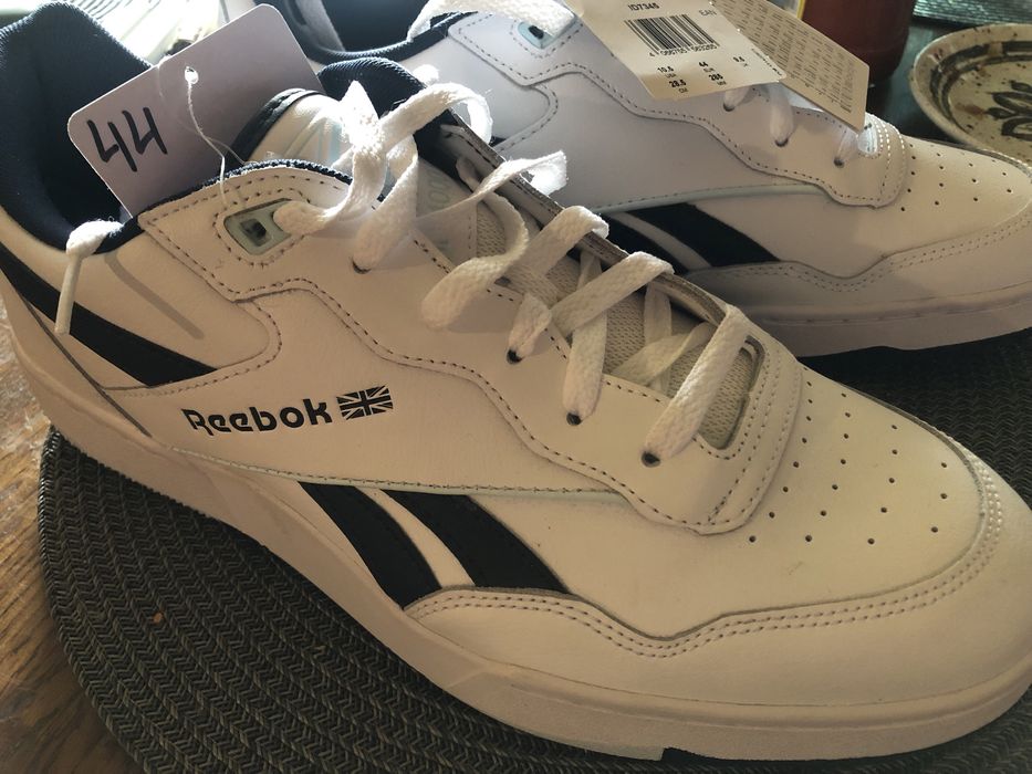 Кожени маратонки Reebok Чисто нови.