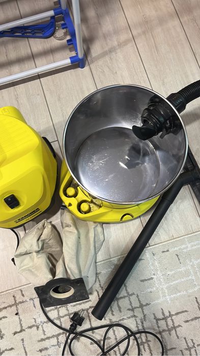 Продам пылесос Karcher