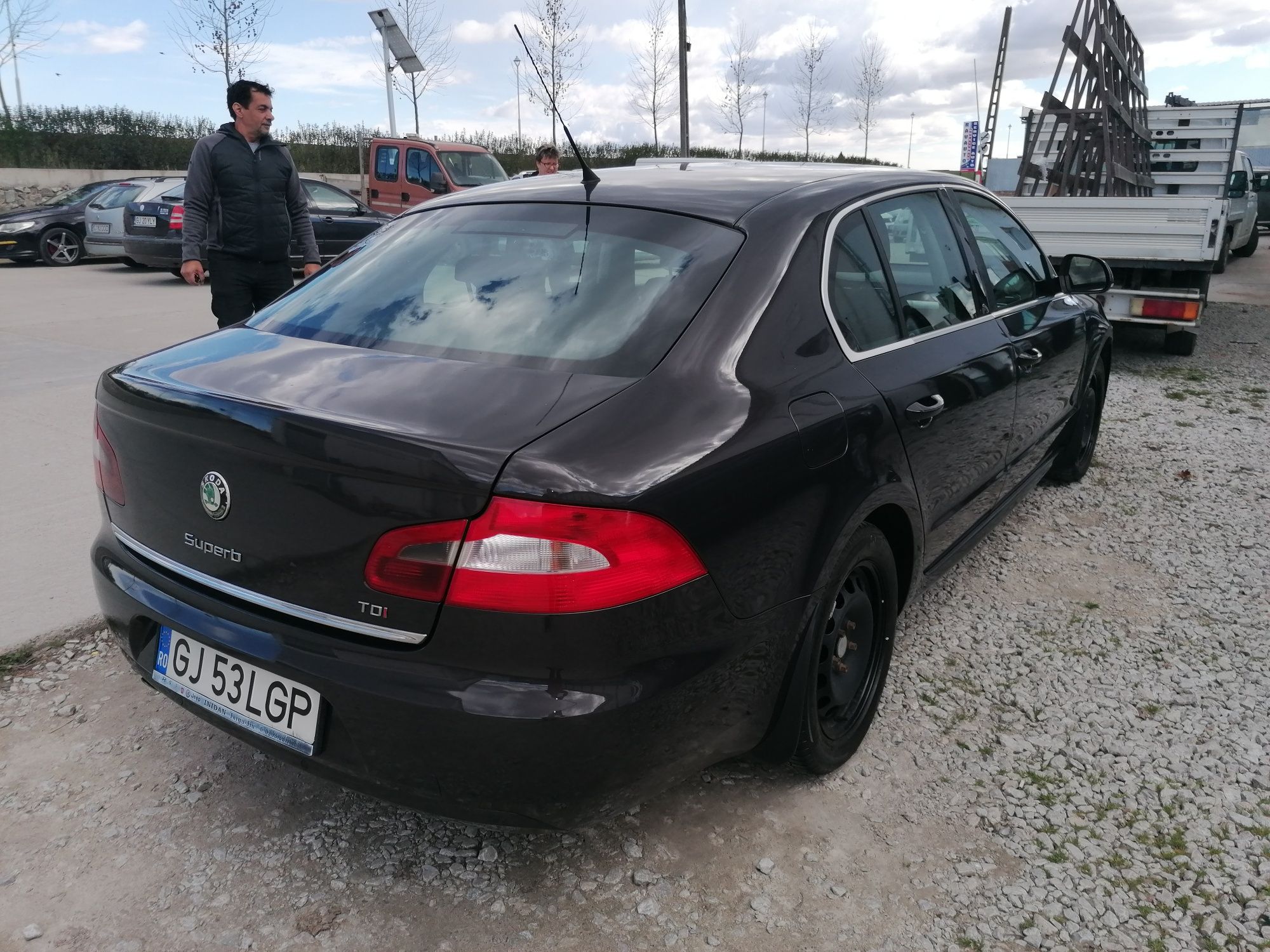 Vând Skoda Superb