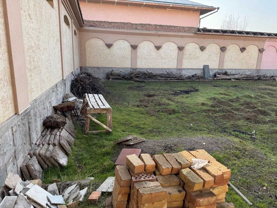 Продается дом, земля Юнус Абадский район