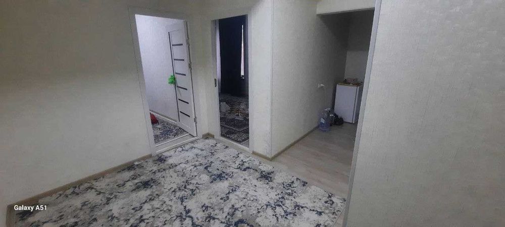 Продается 4х комнатная квартира, Район Янги Хаёт, Спутник 16, 0837