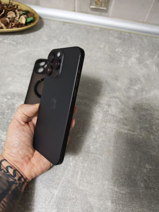 iPhone 15 Pro Max Black 96%Bat Impecabil totul original liber retea