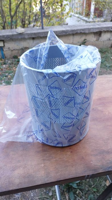 Метален кош за боклук Esmetal сив кръгъл Ф23см и височина 28см Нов