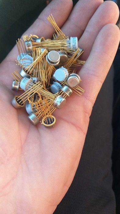 Радиодетал б/у плат,микросхем КМ, контакты от пускателей