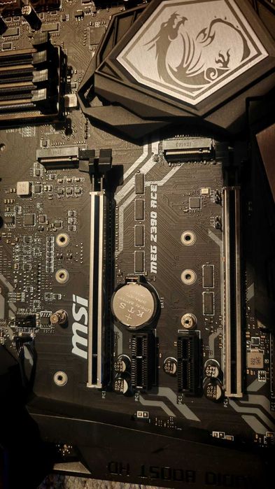 Дънна платка MSI MEG Z390 ACE