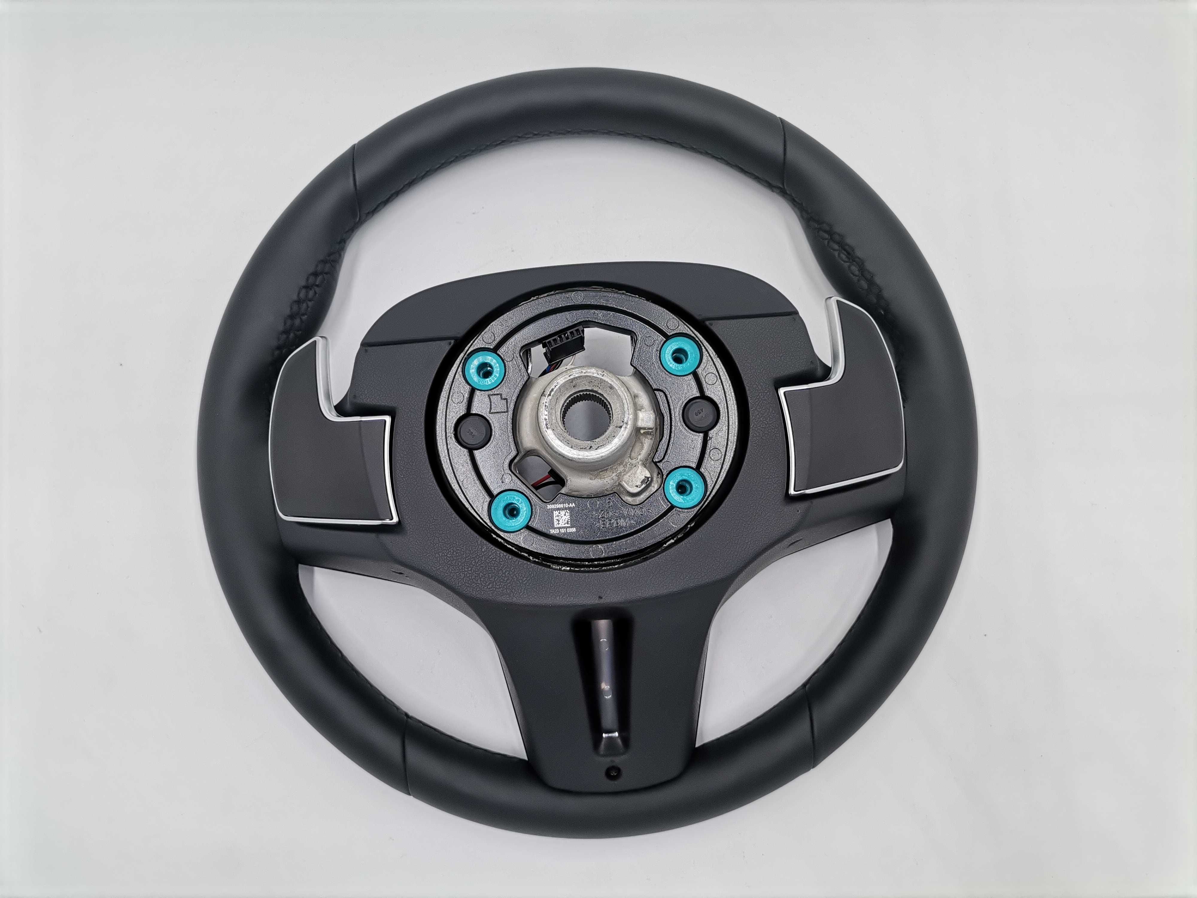Нов M Sport волан G05 BMW G30 G31 G06 G15 G01 X5 X6 G07 Вибрация Пера