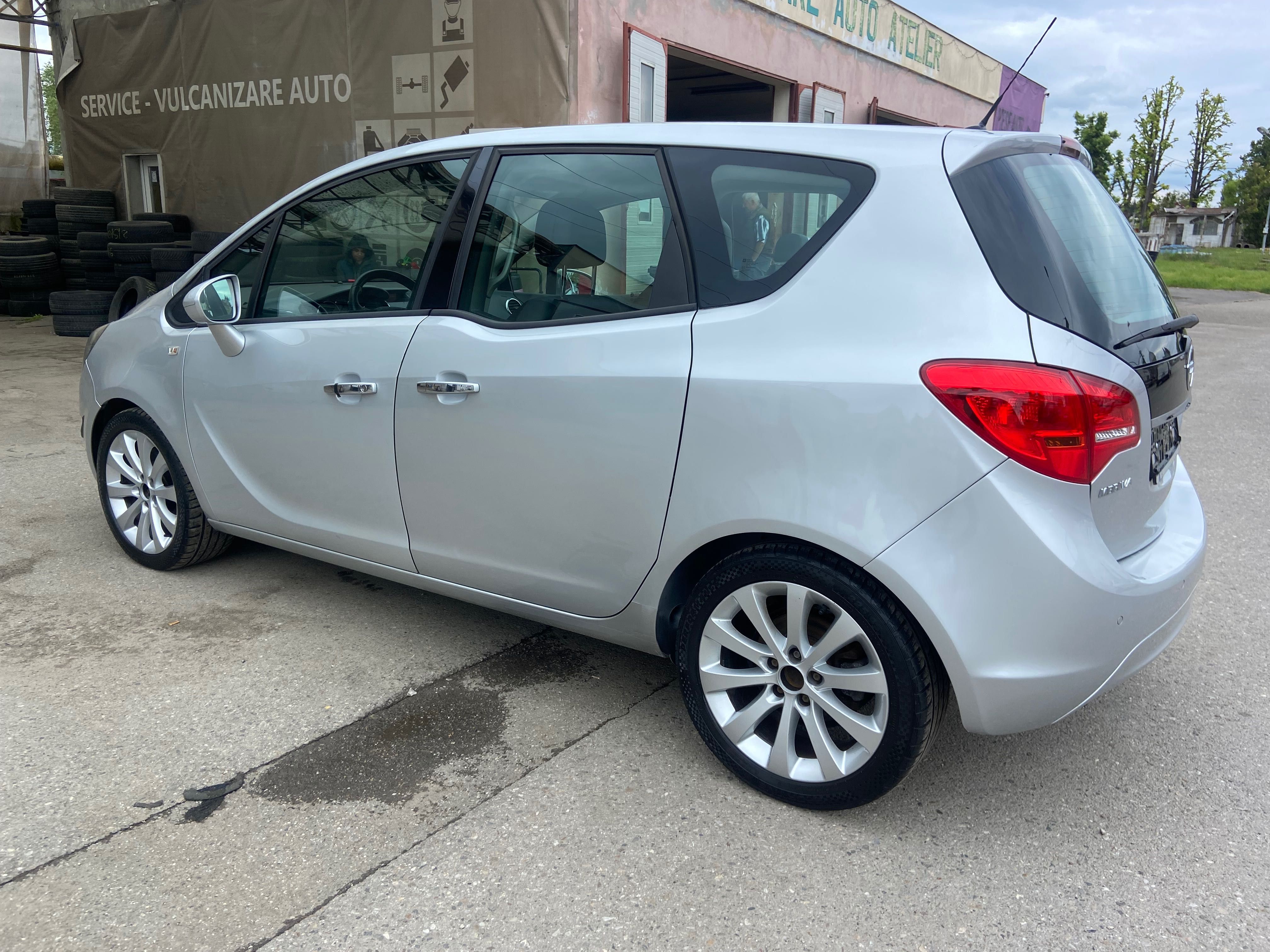 Vând Opel Meriva 1.7diesel