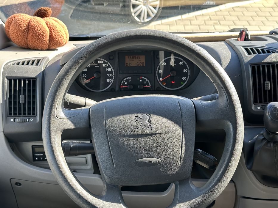 Pegeout Boxer 3 2011 Campervan