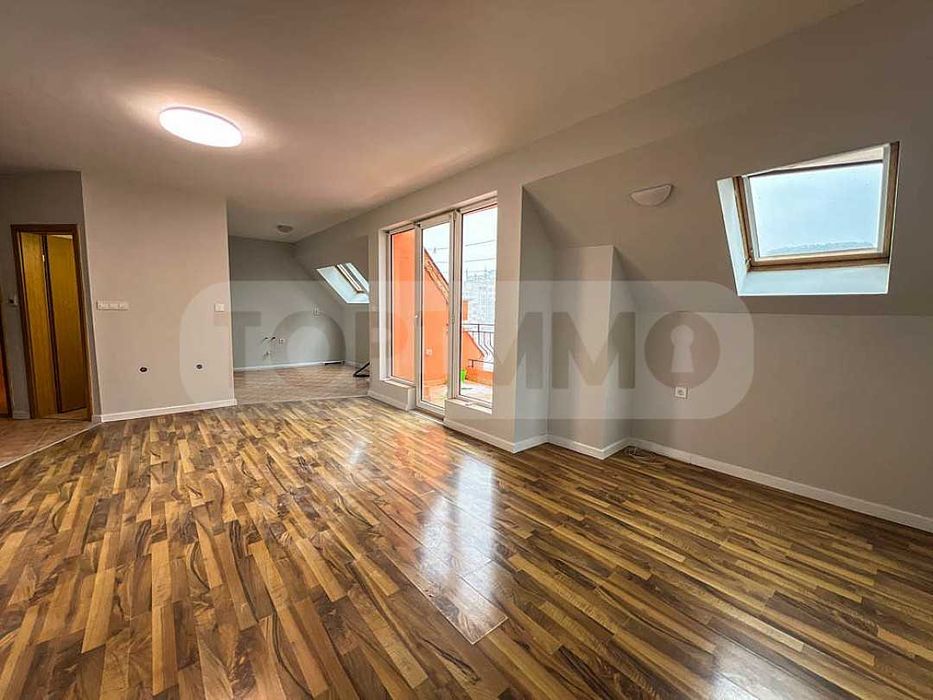 Продава се Двустаен апартамент в Варна, Център - 76 кв.м за 2039 €/кв.м - Снимка #5