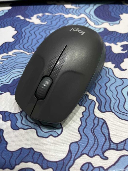 Logitech M190 Беспровадная мышь