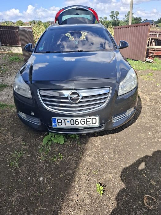 Vând Opel Insignia Sports Tourer SW