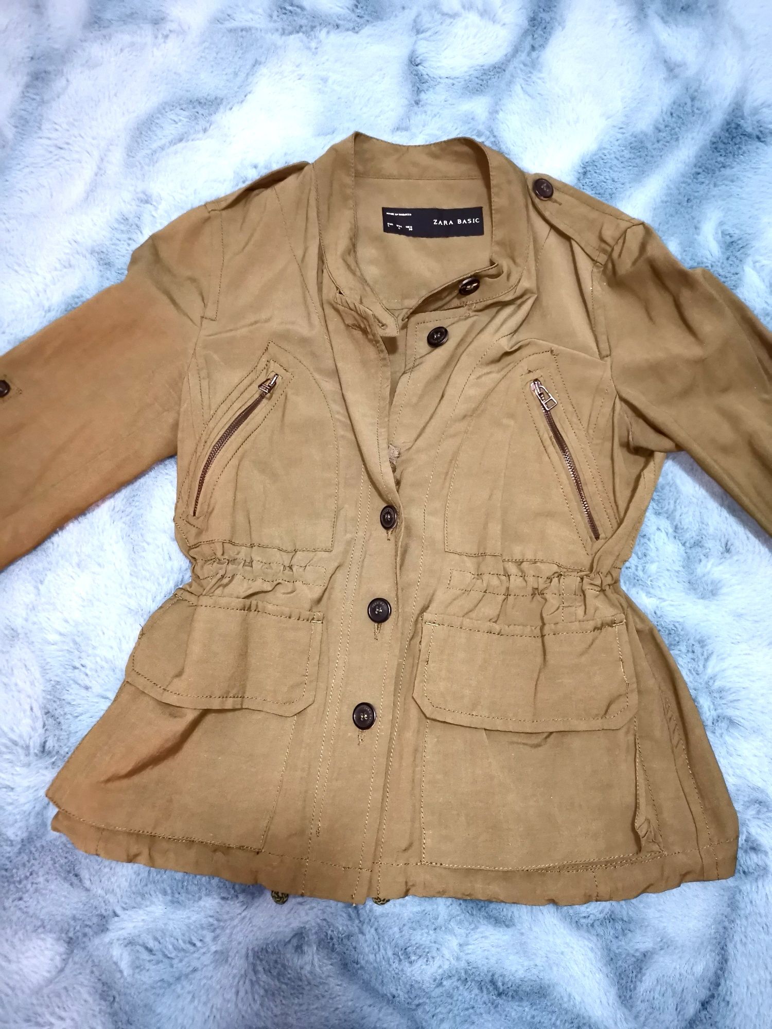 Jacketa cargo Zara