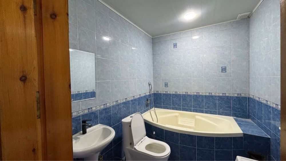 Srochno kvartira sotiladi