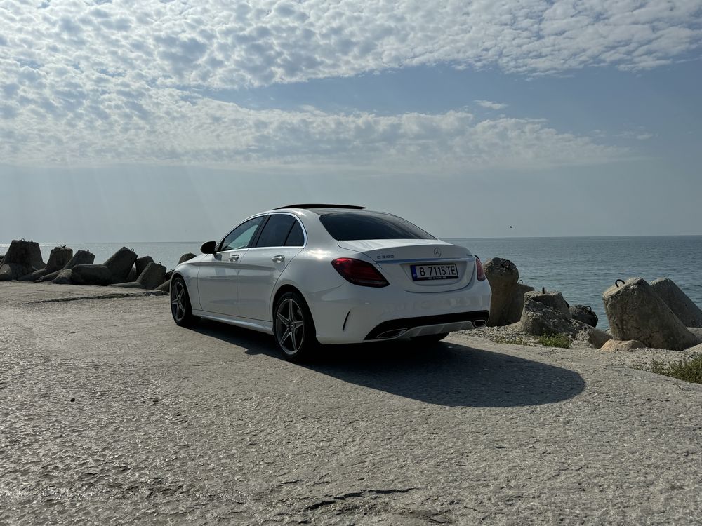 Mercedes-Benz C300 AMG 4Matic 9G tronic