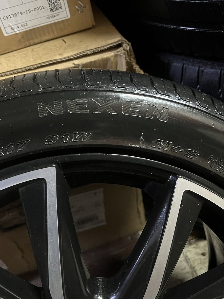 Продам летние шины с дисками 225/45 R17 Nexen в отличном состяний