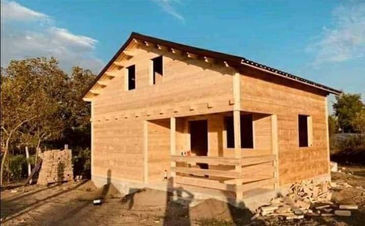 Doriți o casa din lemn, o cabana, un foișor sau o casuta de vacanta,,,