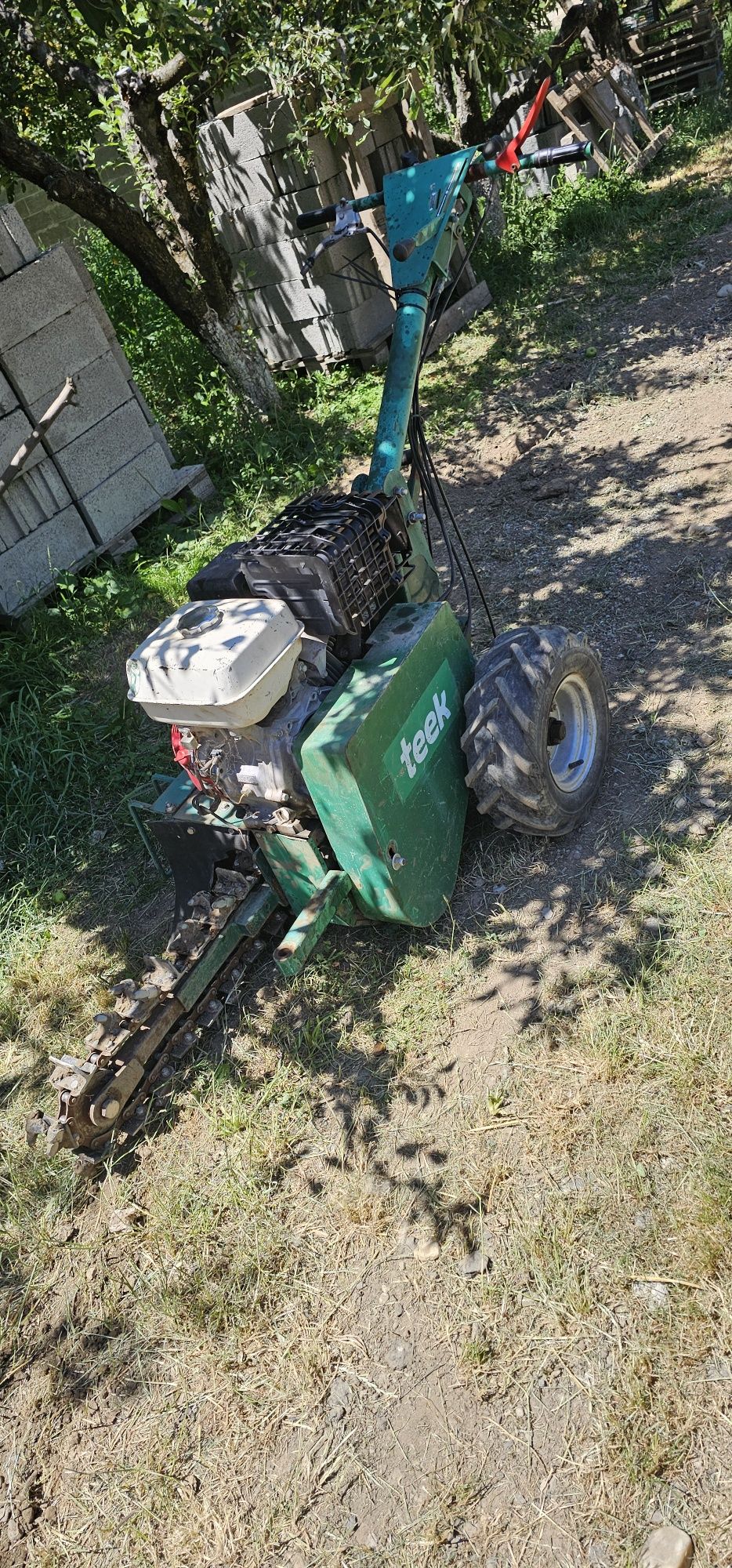 Trencher Teek ,sapat santuri,irigații import