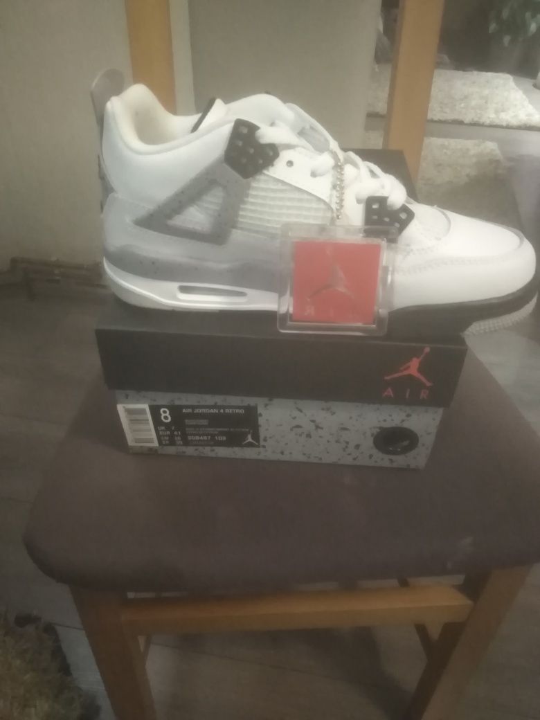 Nike air Jordan 4 retro,,