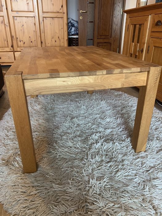 Masuta de lemn pentru sufragerie