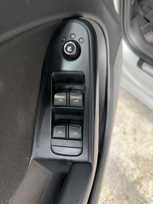 VAND Audi a4 b8 2.0 TDI