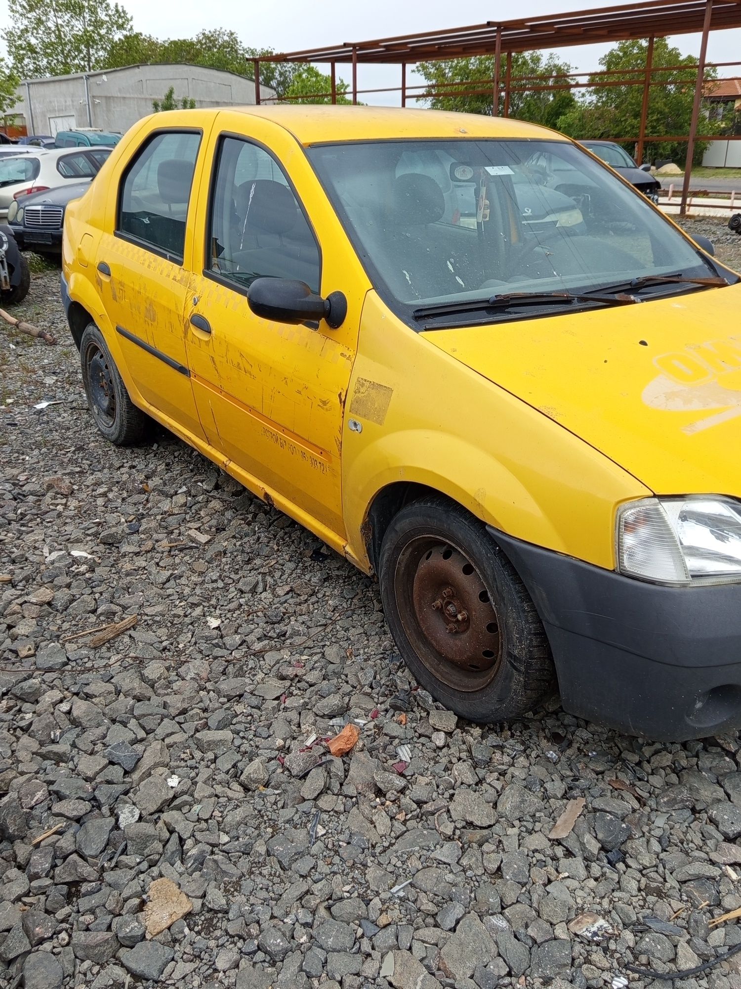 Дачия Логан 1.4 бензин на части