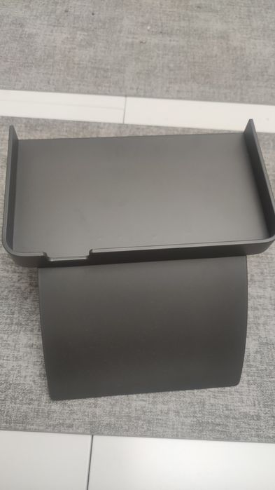 Держатель для туалетной бумаги с полочкой для телефона