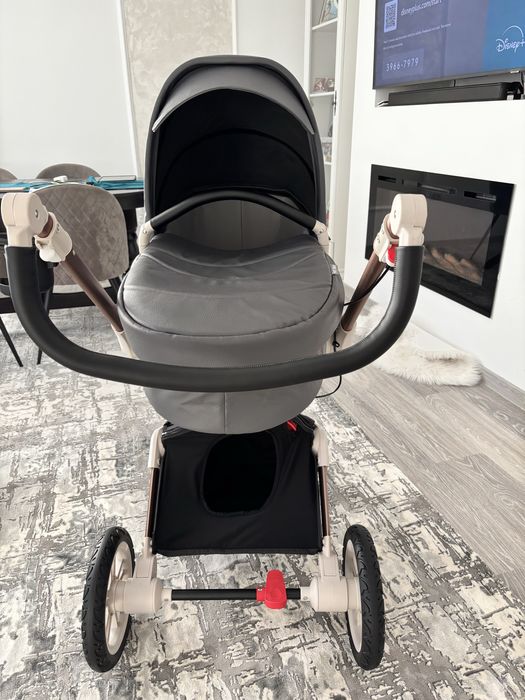 Carucior Hot Mom 3 in 1 ca NOU , fara defecte, pete, zgârieturi