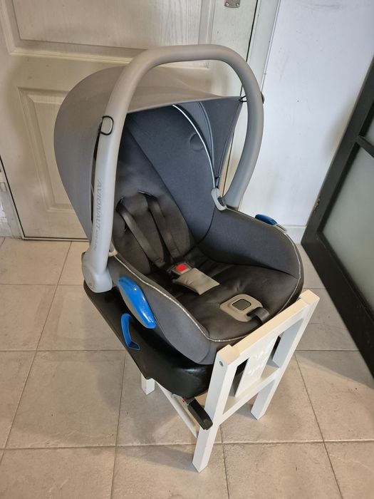 Столче за кола с isofix база avionaut kite+