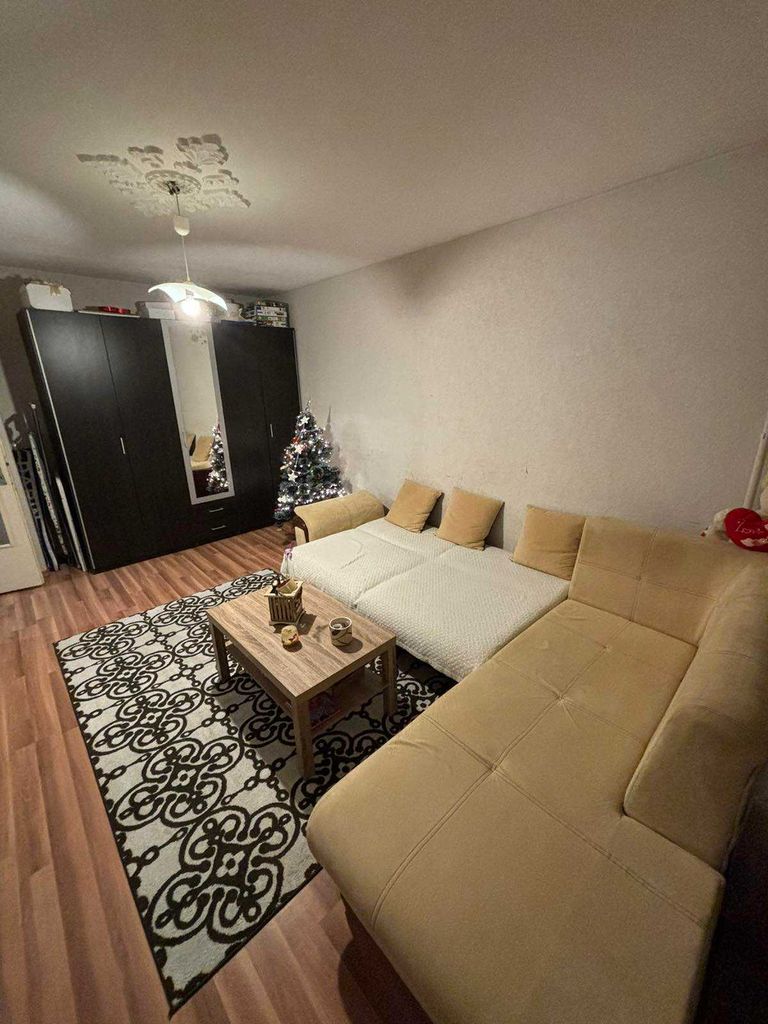 Продава се Двустаен апартамент в Бургас, Център - 60 кв.м за 1834 €/кв.м - Снимка #9