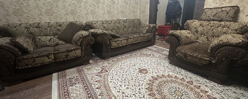 Мягкая мебель для гостиной