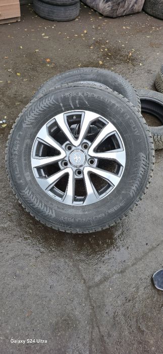 Б/У шипованная зимняя резина