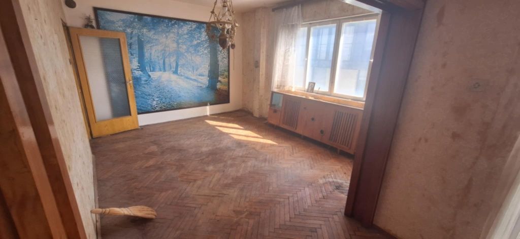 Продава се Четиристаен апартамент в Каварна - 101 кв.м за 1090 €/кв.м - Снимка #1