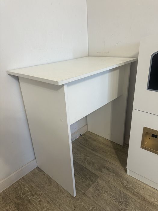 Продам стол письменный 40*70