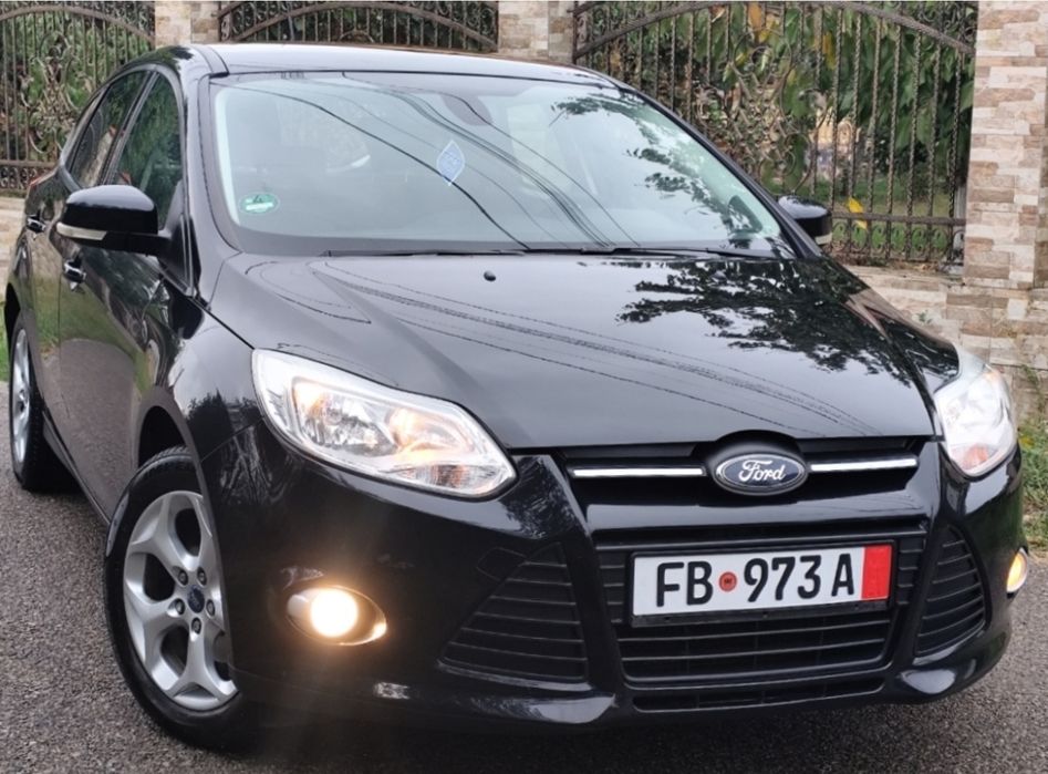 Ford Focus 1.6 benzină, 2011,clima, senzori