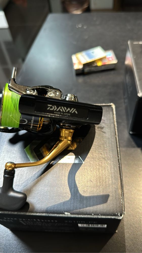 Daiwa morenthan 2510R -PE