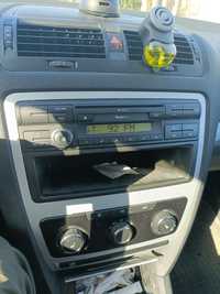 Radio cd cu sertar Skoda Octavia 2 facelift