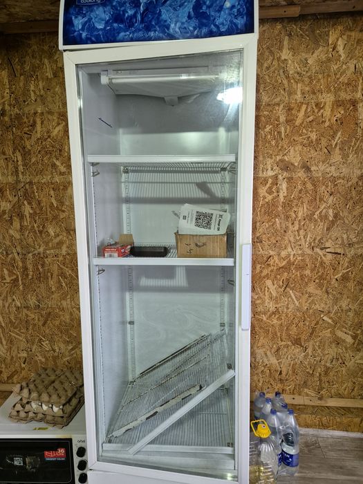 Продам холодильник