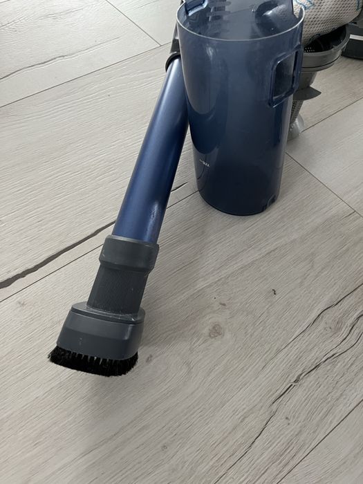 Aspirator de mana Rowenta X-Force Flex