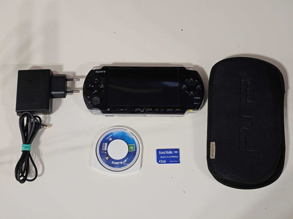 Consola Sony Play Station Portabil PSP 3004 completa