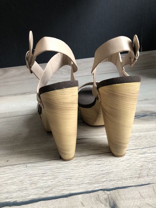 Дамски сандали 40