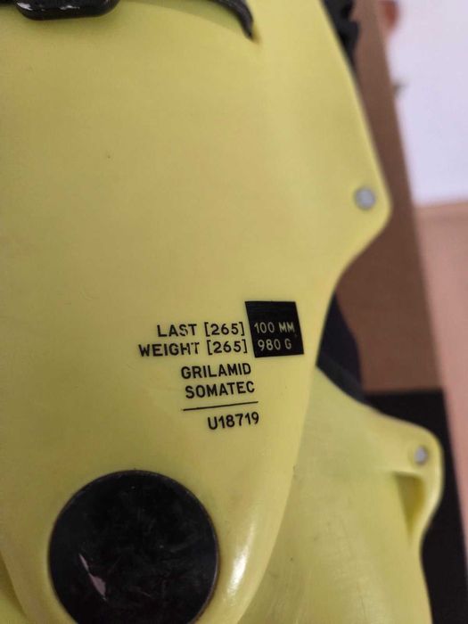 Продавам FISCHER TRAVERS CS 265/41 2/3